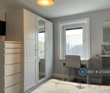 1 bedroom in a flat share to rent - Photo 6