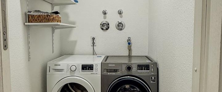 3,5-Zimmer Wohnung mit Weitblick, Balkon & zwei Tiefgaragenplätze - Foto 1