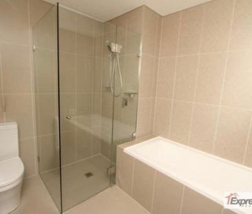 Bondi Junction - Photo 3