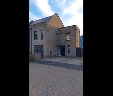 3 Bed Semi-Detached House, Castle Croft Drive, S2 - Photo 5