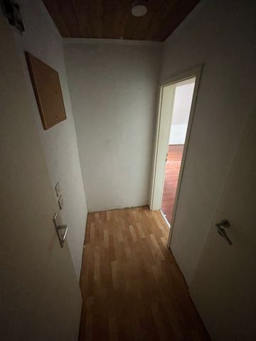 Duisburg: Günstige Single - 1 Zimmerwohnung im Dachgeschoss! - Photo 5