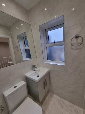 1 Bed Flat, Fairlight Road, SW17 - Photo 5