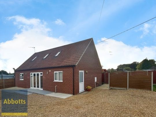 Chapel Lane, Fincham - Photo 1
