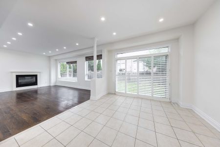 For Lease - 76 Leameadow Road, Vaughan, Ontario - Photo 2