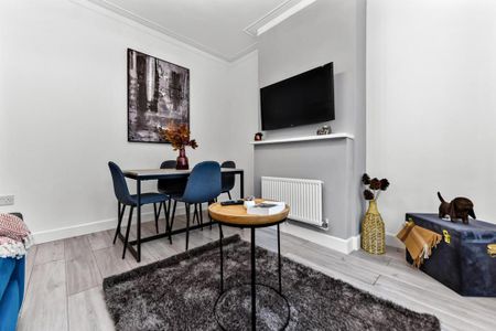 4 bedroom house to rent - Photo 3