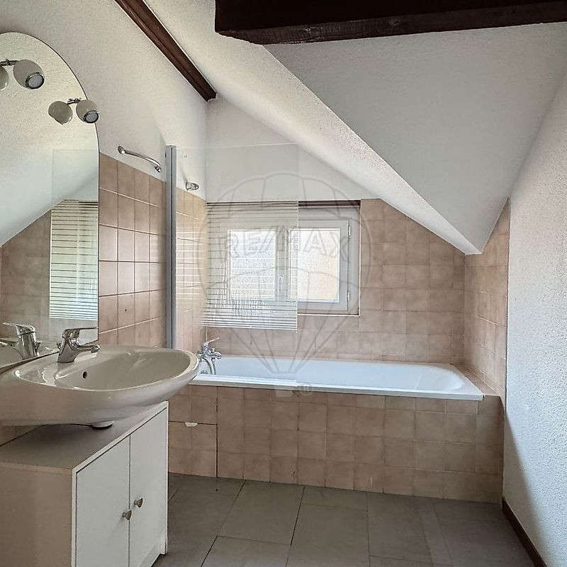 Location Appartement 3 pièces 46m² CLUSES 74300 - Photo 1