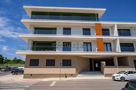 Apartamento em Santo Onofre e Serra do Bouro - Photo 2