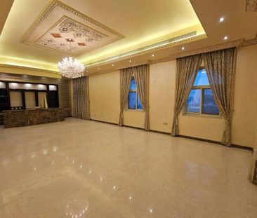 CLASSIC LUXURIOUS 7-BR VILLA | 2 MAJLIS | PVT POOL - Photo 1