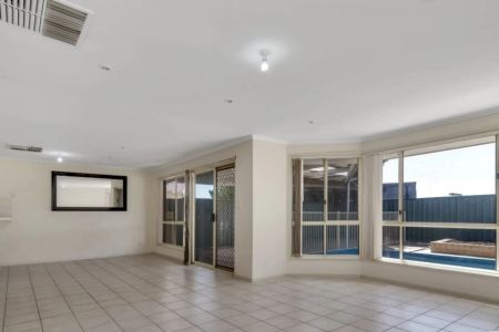 Freshly Updated Family Home in a Quiet Hillbank Location - Photo 2