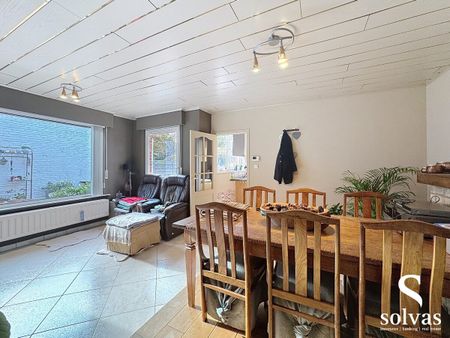 Gelijkvloers appartement met tuin en inpandige garage - Foto 2