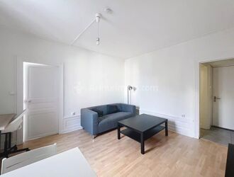 Location Appartement 2 pièces 30 m2 à Clermont-Ferrand - Photo 2