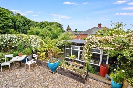 4 Bed Semi-Detached House, Malvern Street, LS11 - Photo 2