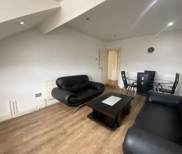 3 bedroom flat to rent - Photo 1