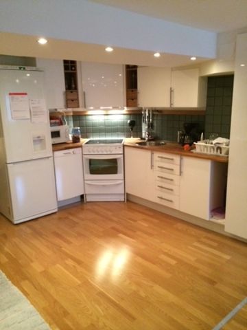 Södertälje - 1.5rok - tillsv - 9.430kr/mån - Photo 3