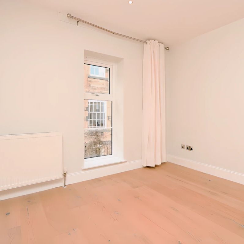 3Bedrooms, 3Bathrooms - Photo 1