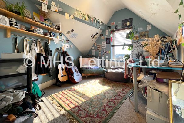 4 Bedroom End Terraced House for rent in Granby Terrace - Photo 1