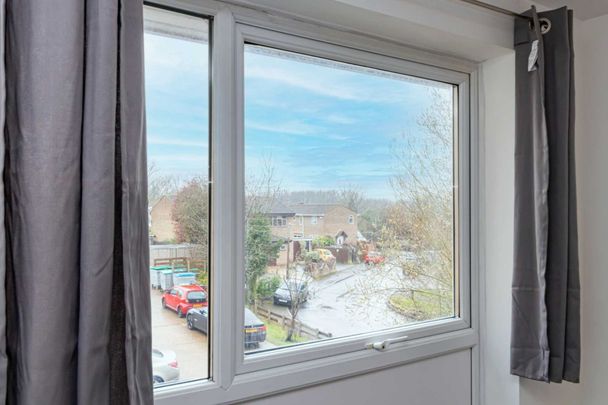 2 bed Flat for rent - Photo 1