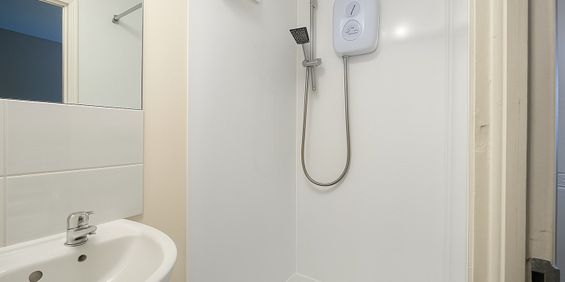 Studio Flat, Denzil Avenue, SO14 - Photo 3