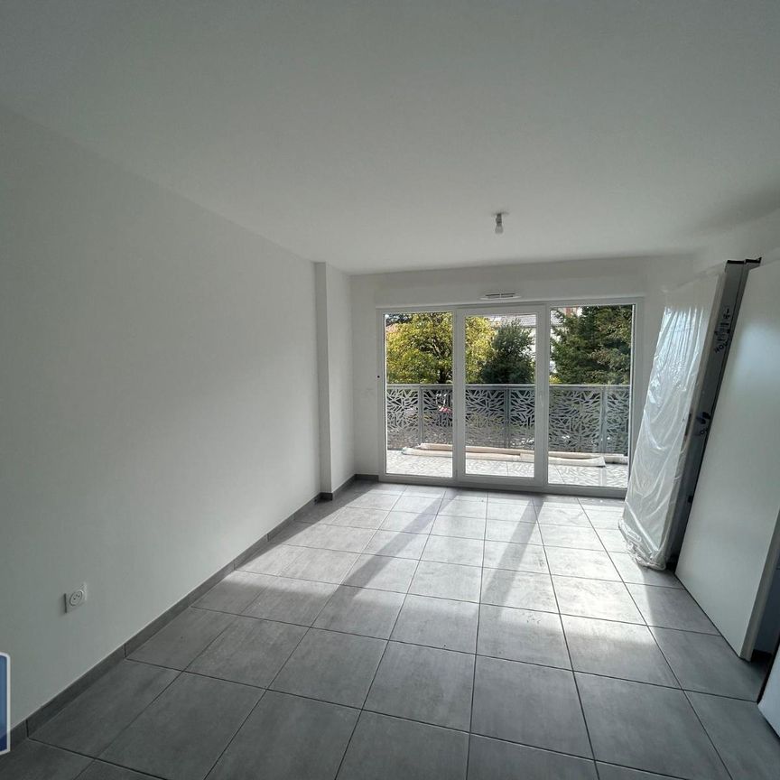 Location Appartement 1 pièce 28m² CLERMONT FERRAND 63000 - Photo 1