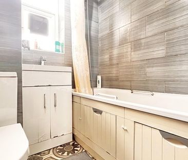 Room in a Shared Flat, Hind Grove, E14 - Photo 5