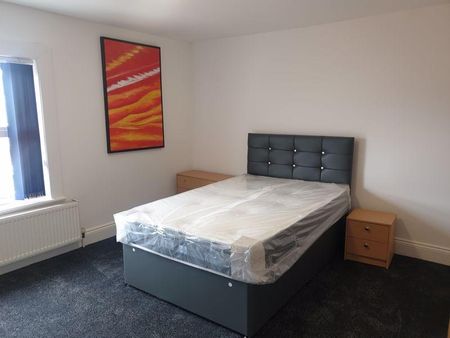 6 bedroom house share to rent - Photo 4