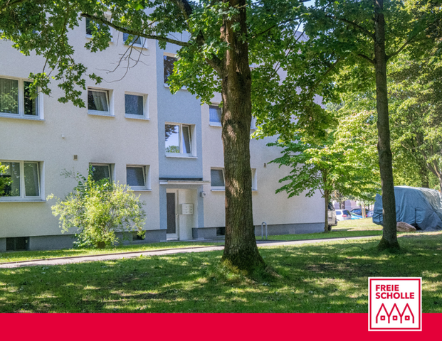 Familienwohnung mit Wannenbad - Einkaufsmöglichkeiten und ÖPNV in direkter Nähe - "Freie Scholle eG" - Photo 1