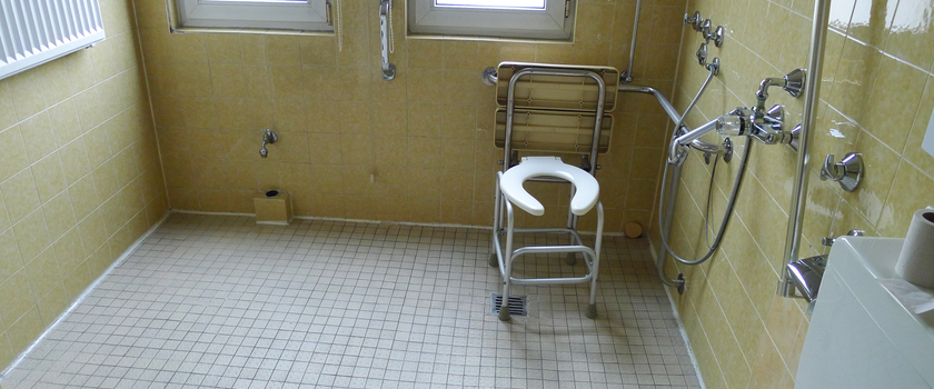 Erstbezug: spektakuläres, großzügiges Terrassen-DG mit Lift in toller Lage dicht Stadtpark - Photo 1