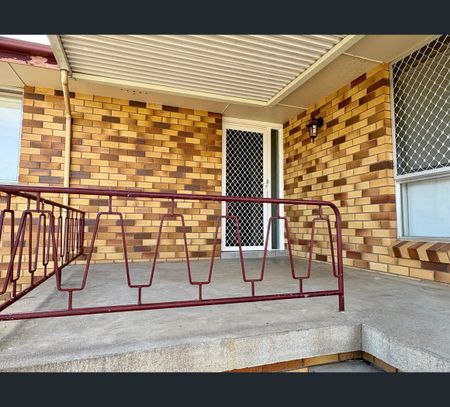 24 Arinya St, South Tamworth, NSW 2340 - Photo 4