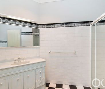 Open The Door to Immaculate Courtyard Living in Broadview - Photo 2