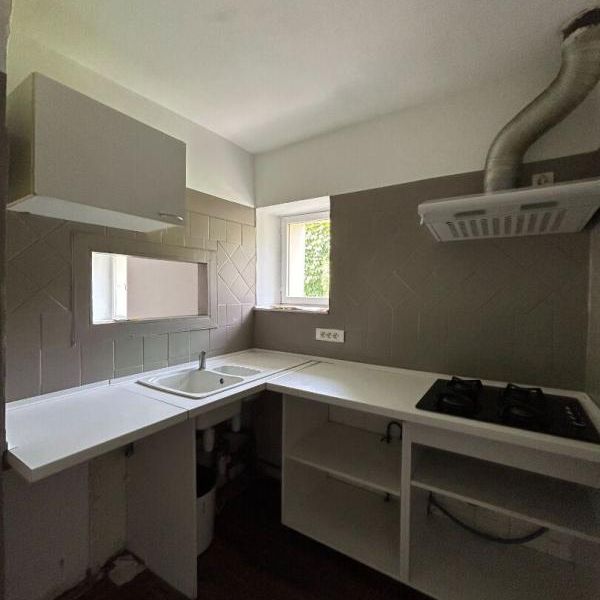 Location Appartement 3 pièces 65m² AIRE SUR L ADOUR 40800 - Photo 1