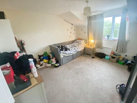 2 bedroom apartment to rent - Photo 3