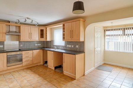 311 Pinebank, Tulltgally, Craigavon, BT65 5BZ - Photo 2