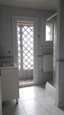 A LOUER - APPARTEMENT T5 - ROANNE - Photo 4