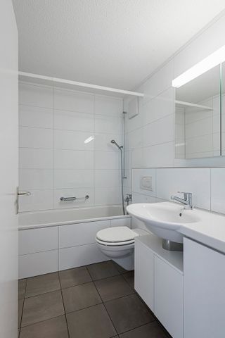 Moderne Wohnung in gepflegter Überbauung - Photo 4