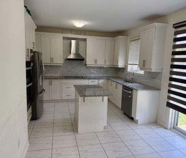 For Lease - 41 Oconnor Crescent, Brampton, Ontario - Photo 6