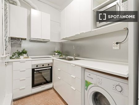 barcelona, Catalonia 08009 - Photo 5