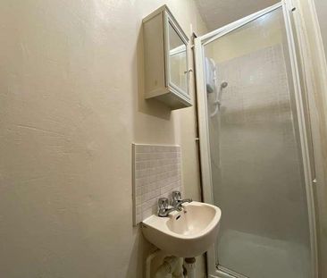 Redhill, SO16 - Photo 4