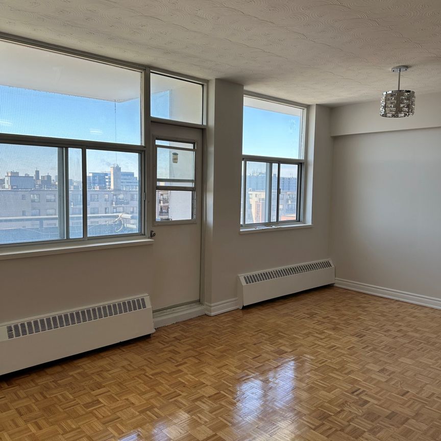 For Lease - 2245 Eglinton Avenue Unit# 1009, Toronto, Ontario - Photo 1