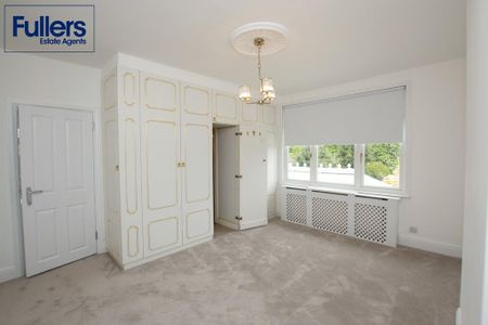 3 bedroom semi-detached house to rent - Photo 5