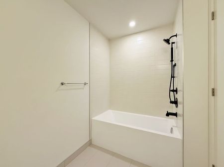 For Lease - 3079 Trafalgar Road Unit# 2010, Oakville, Ontario - Photo 2