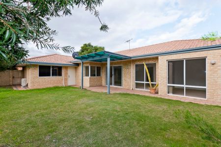 7 Prunella Crescent, Canning Vale. - Photo 4