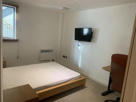 2 bedroom apartment to rent - Photo 5