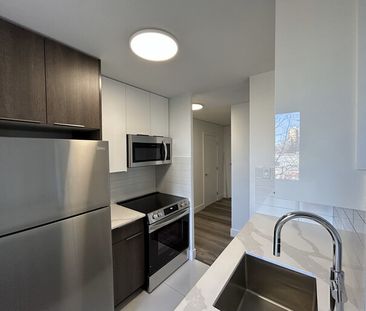 Qute Place | 10220 115 Street, Edmonton - Photo 1