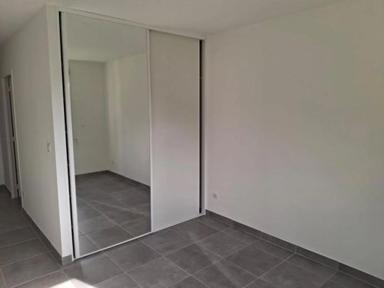 Location Appartement 88.9m² 4 pièces Fort de france - Photo 1