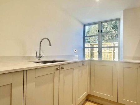 Cranmore, Shepton Mallet, BA4 - Photo 4