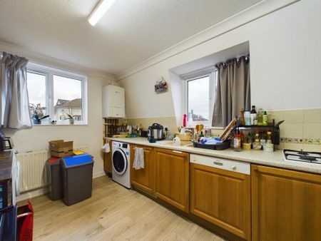2 bedroom flat to rent - Photo 3