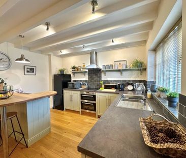 2 bedroom terraced house to rent - Photo 5