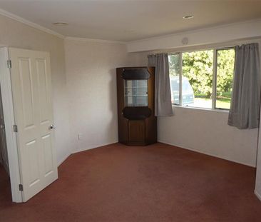 Country Home - Photo 1