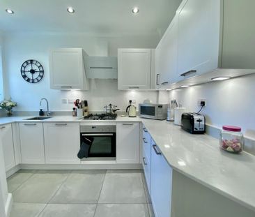 2 bedroom flat to rent - Photo 6