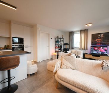 Prachtig appartement met parkeerplaats - Photo 2